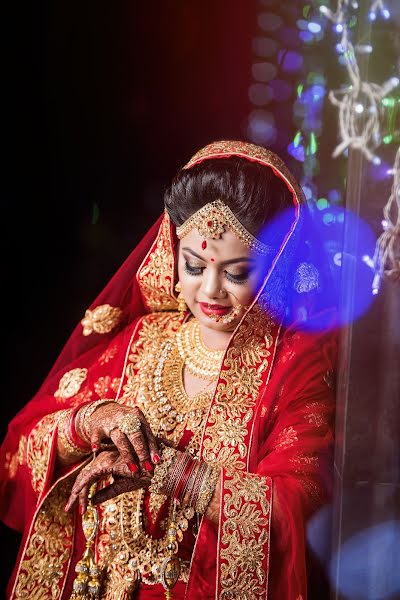 Fotógrafo de casamento Zakir Hossain (canvasofcolor). Foto de 1 de agosto 2018