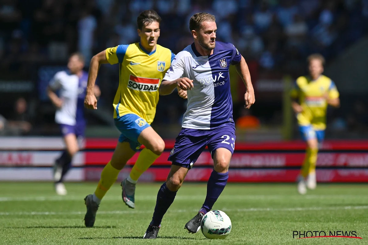 Geruisloos onmisbaar geworden bij Anderlecht: "Jullie zien toch wel hoeveel ik hem waardeer?"