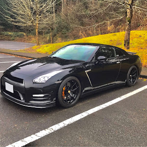 NISSAN GT-R R35