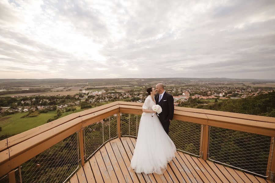 Fotógrafo de bodas Szabolcs Simon (simonboros). Foto del 17 de abril