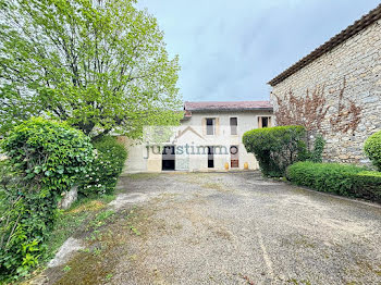 maison à Lapalud (84)