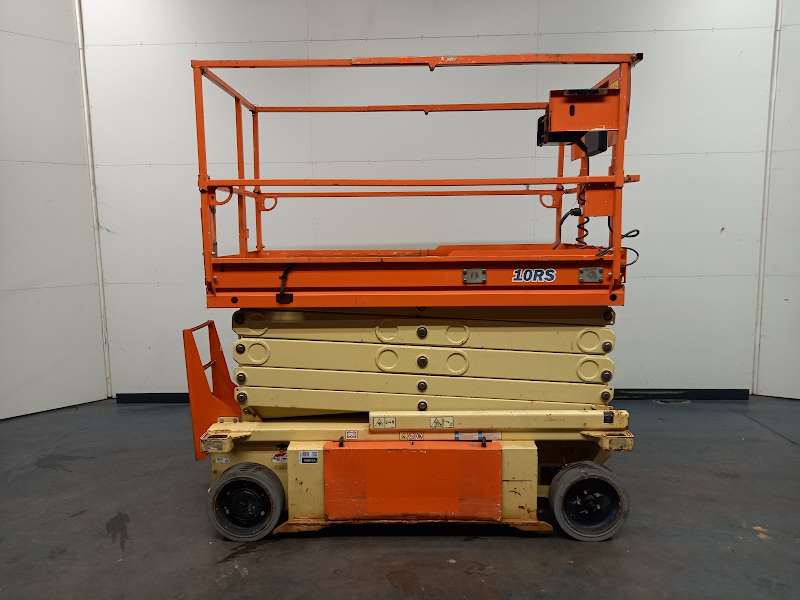 Picture of a JLG 10RS