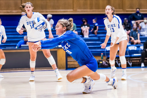 Duke volleyball falls to No. 1 Louisville, bounces back against Syracuse