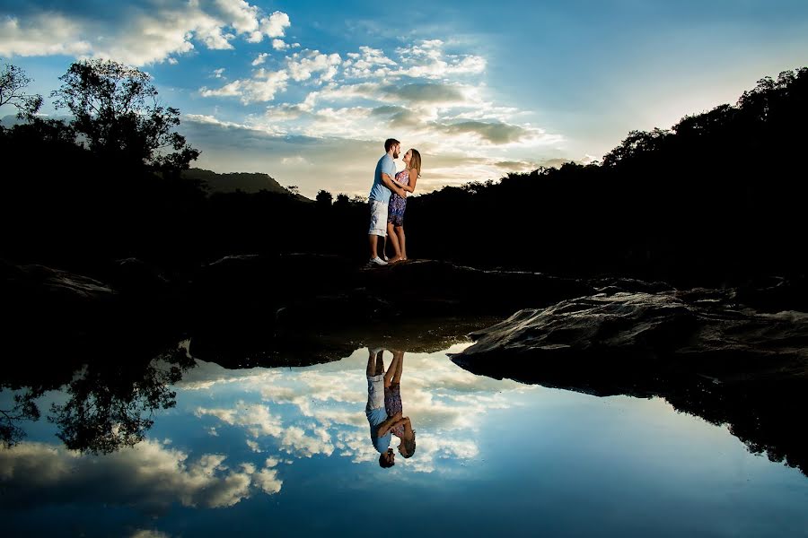 Fotógrafo de casamento Giu Morais (giumorais). Foto de 21 de março 2017