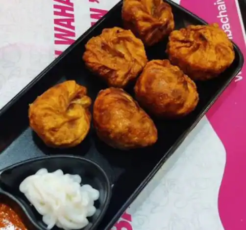 Veg Fried Momos [8 Pieces]