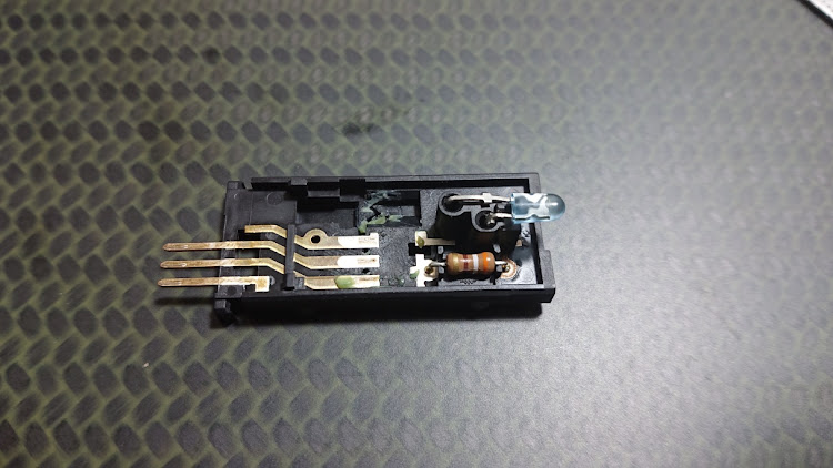 ミラのDIY・LED化・アイスブルー・通勤快速・MST Racingに関するカスタム事例の投稿画像2枚目