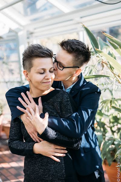 Fotógrafo de casamento Rinat Yamaev (izhairguns). Foto de 29 de outubro 2022