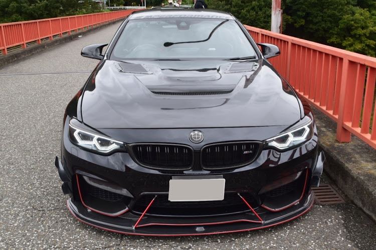 M4 クーペのm4クーペ・カスタムに関するカスタム事例の投稿画像3枚目