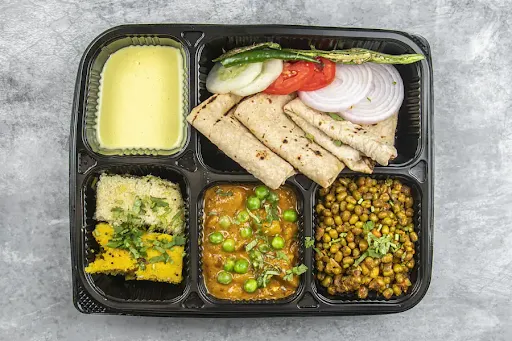 Gujrati Thali