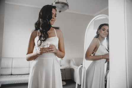 Fotograful de nuntă Maks Pyanov (maxwed). Fotografia din 9 septembrie 2019
