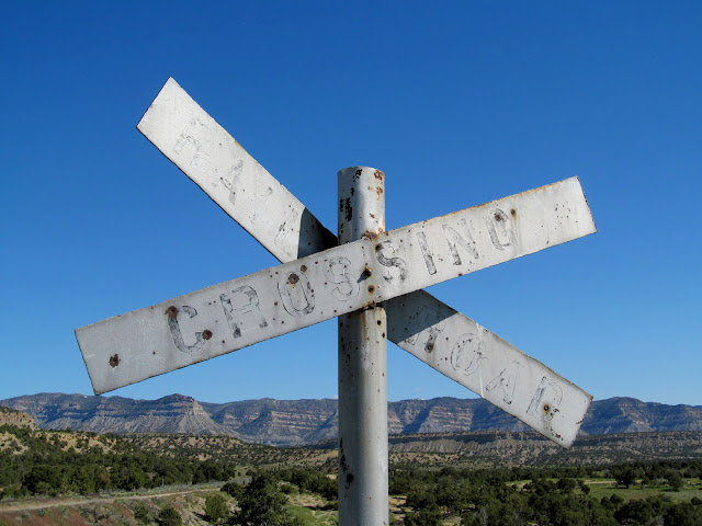 Railroad Crossing sign