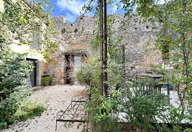 House with pool and terrace 10