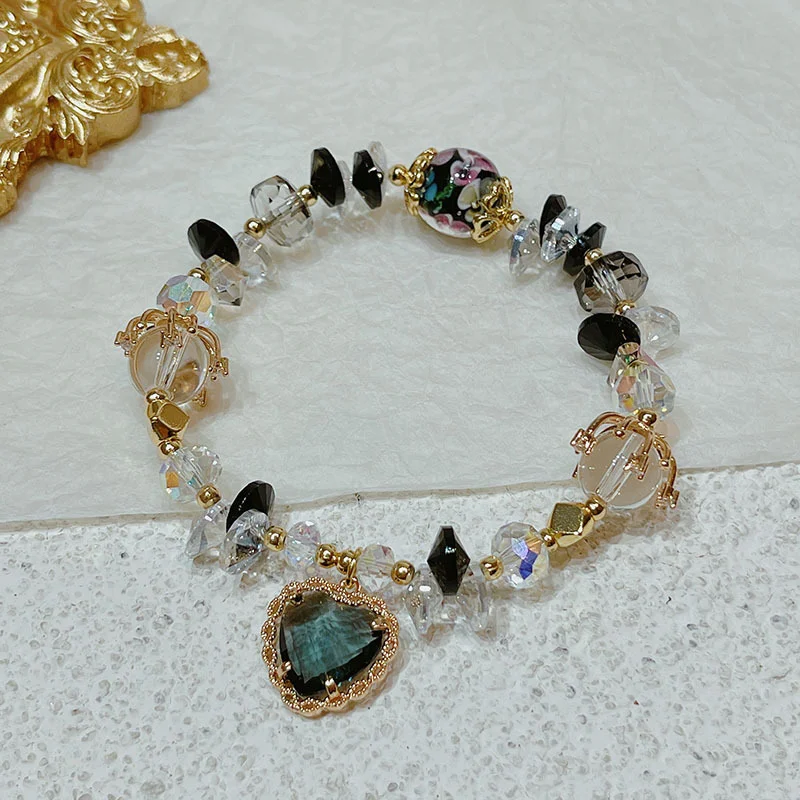 Title 13, Damen Kristall Armband mit super glänzendem Her...