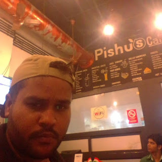 Sam khan at Pishu's, Malad West,  photos