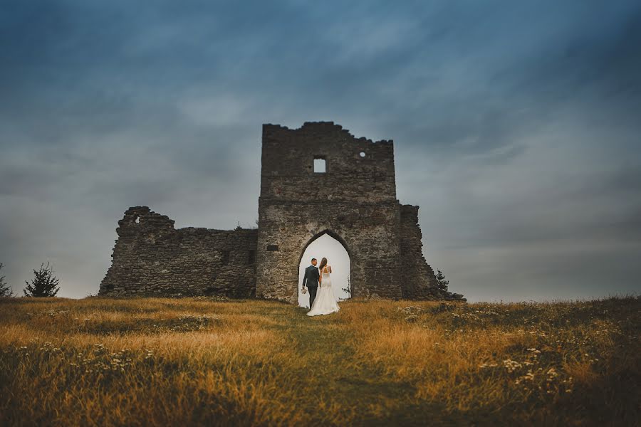 Fotograf ślubny Svitlana Raychuk (clerstudio). Zdjęcie z 7 października 2014