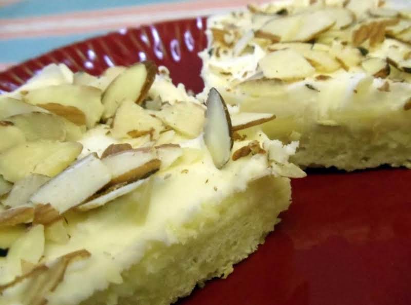 Creamy Almond Bars