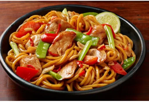 Chicken Sriracha Spicy Noodles