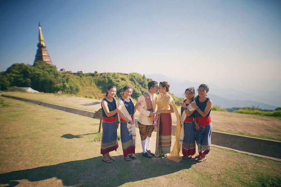 Bröllopsfotograf Songchat Moolkham (moolkham). Foto av 7 september 2020