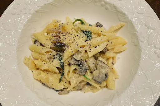 Creamy Chicken Mushroom Pasta