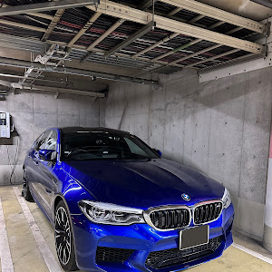 M5 F90