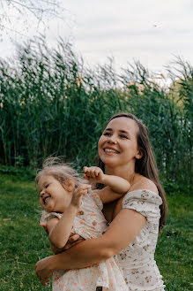 Jurufoto perkahwinan Natalya Kharitonova (nvasiliska). Foto pada 13 September 2022