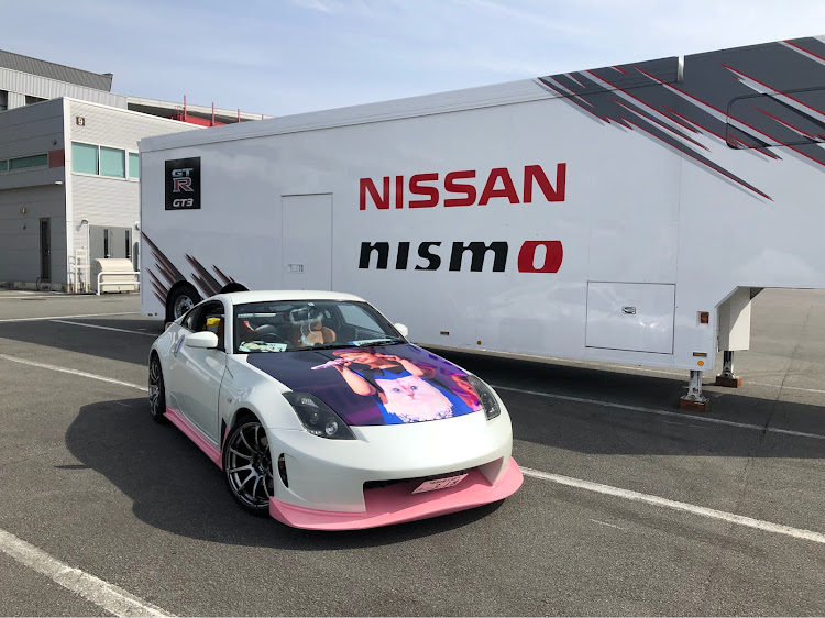 フェアレディZのオールフェアレディ・富士スピードウェイ・カモイレーシングに関するカスタム事例の投稿画像1枚目