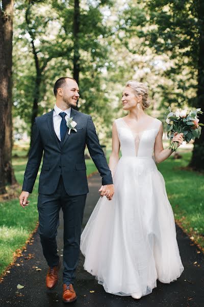 Fotógrafo de casamento Maksim Dubovik (acidmax). Foto de 7 de janeiro 2022