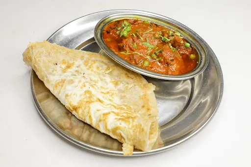 Chicken Masala With Egg Paratha