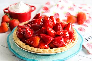 Mile High Strawberry Pie!