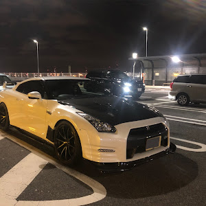 NISSAN GT-R R35