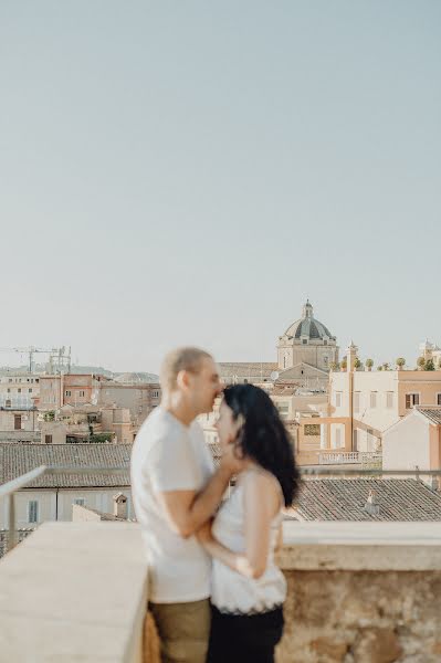 Wedding photographer Paola Simonelli (simonelli). Photo of 18 December 2023