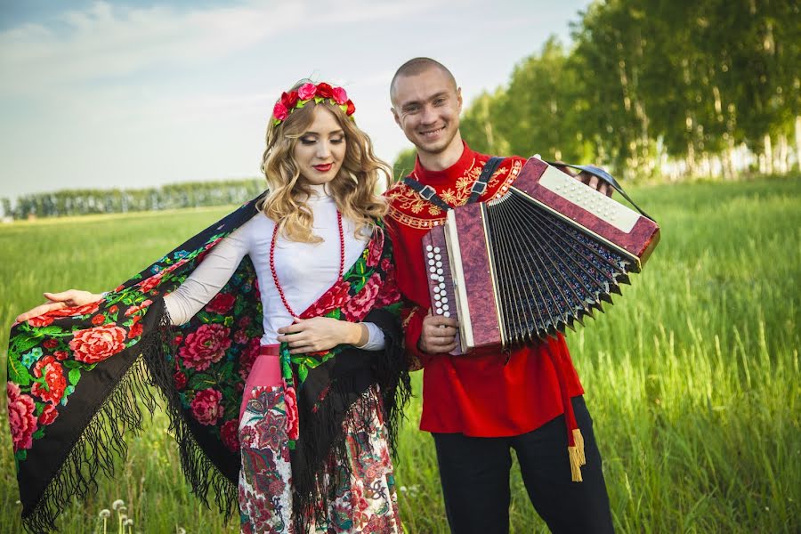 Fotógrafo de bodas Aleksandra Stepanova (alexastepanova). Foto del 8 de octubre 2014