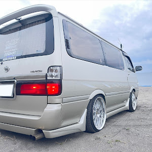 ハイエースバン