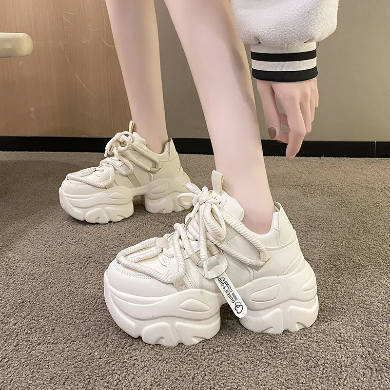 Zapatos Dad con Plataforma Muffin para Mujer Eleva tu Estilo con Comodidad. Ideales para un Look Moderno y Versátil, Perfectos para el Día a Día.