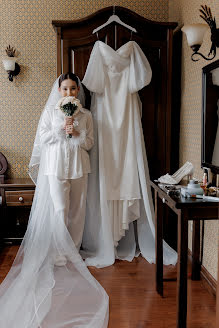 Fotografo di matrimoni Amanbol Esimkhan (amanbolast). Foto del 1 aprile