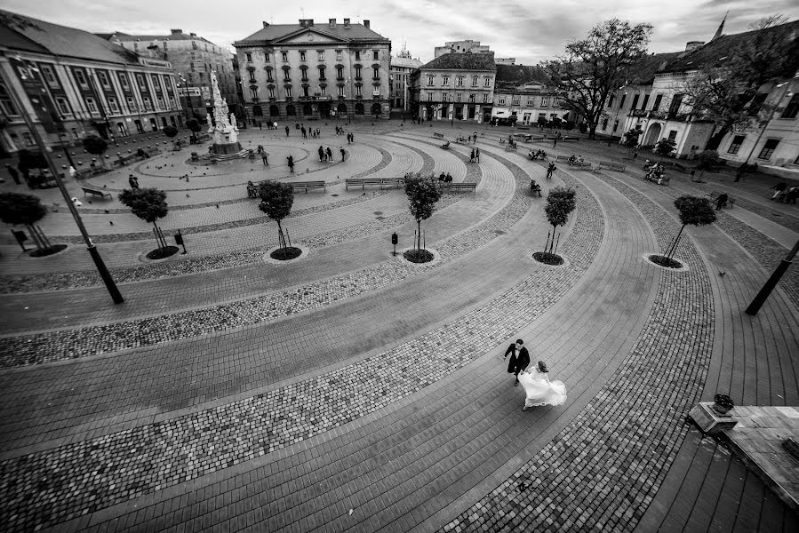 Fotógrafo de casamento Andrei Branea (branea). Foto de 7 de novembro 2016