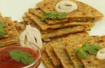 Onion Paratha With Gravy