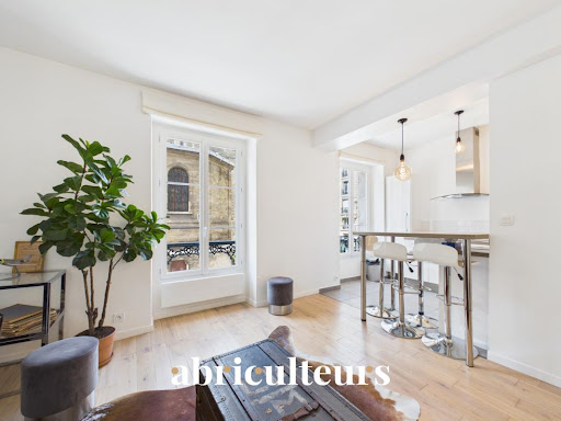 Apartment 5