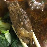 小陳牛肉麵