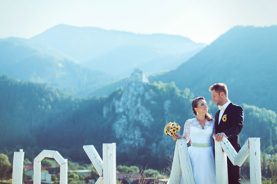 Wedding photographer Martin Řezníček (reznicek). Photo of 17 June 2021