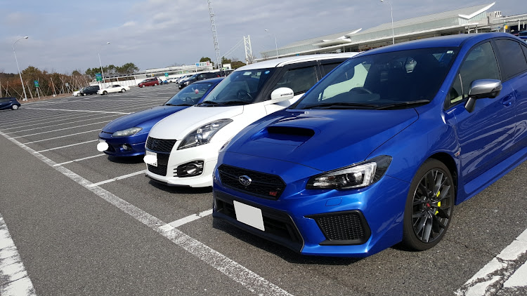 WRX STIのスイスポ・シルビア・六甲山に関するカスタム事例の投稿画像2枚目