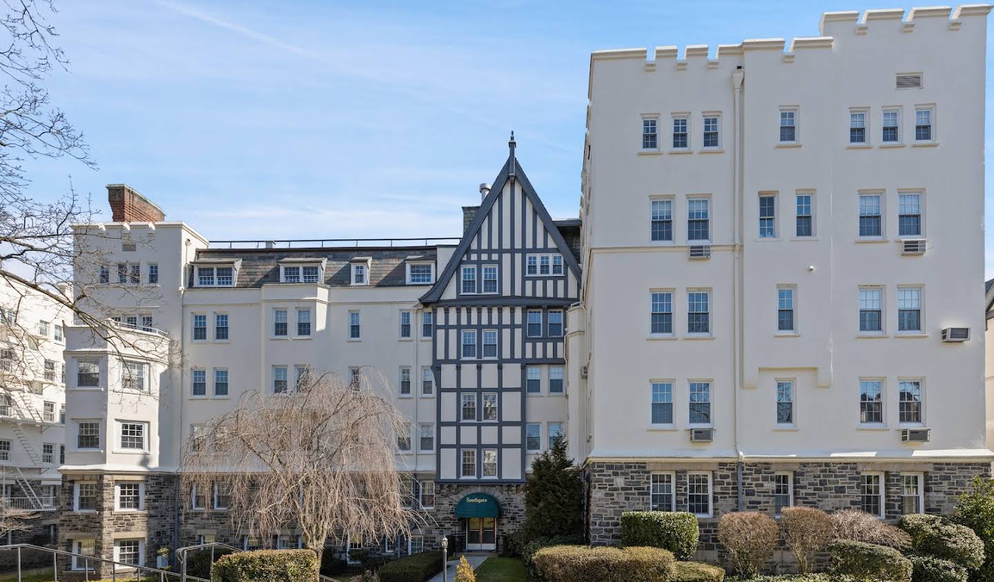 Apartment Bronxville