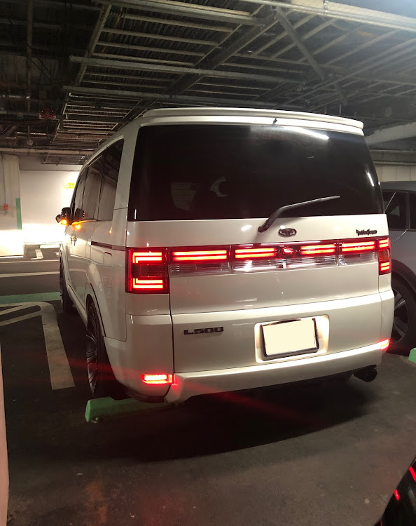 デリカD:5のローダウン・USDM・SUV・ラグジュアリー・オフ会に関するカスタム事例の投稿画像1枚目