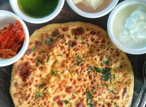 2 Paneer Paratha With Curd