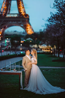 Fotógrafo de bodas Evgeniy Merkulov (paparazzi48). Foto del 12 de septiembre 2019