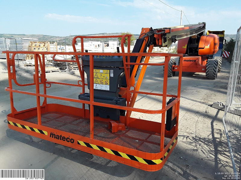 Picture of a JLG 860SJ