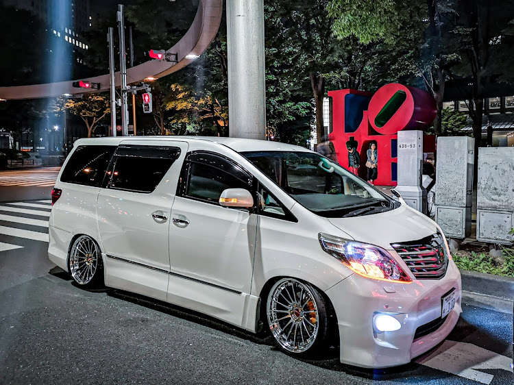 アルファードの😈悪巧😈・TEAM Excitación・明日は知多へ出張🙌・でも電車🚃💨に関するカスタム事例の投稿画像7枚目