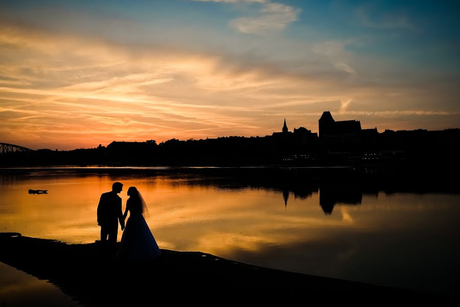 Wedding photographer Sławomir Panek (slawomirpanek). Photo of 7 September 2017