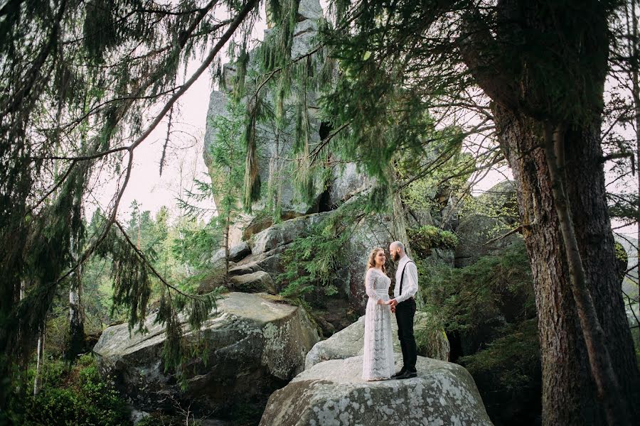 Wedding photographer Irina Prisyazhnaya (prysyazhna). Photo of 24 April 2016