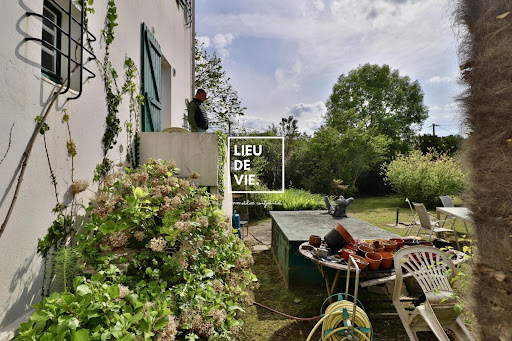 House with terrace 2